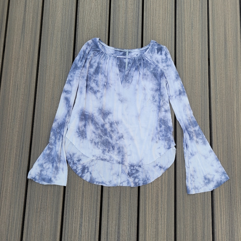 Blue and White Long Sleeve Shirt | Size XS | American Eagle